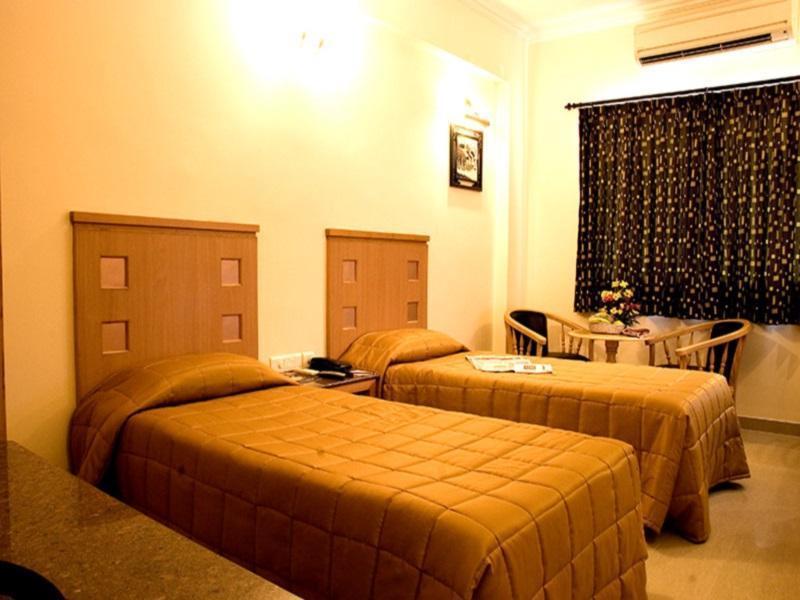 Park Plaza Hotel Coimbatore Extérieur photo